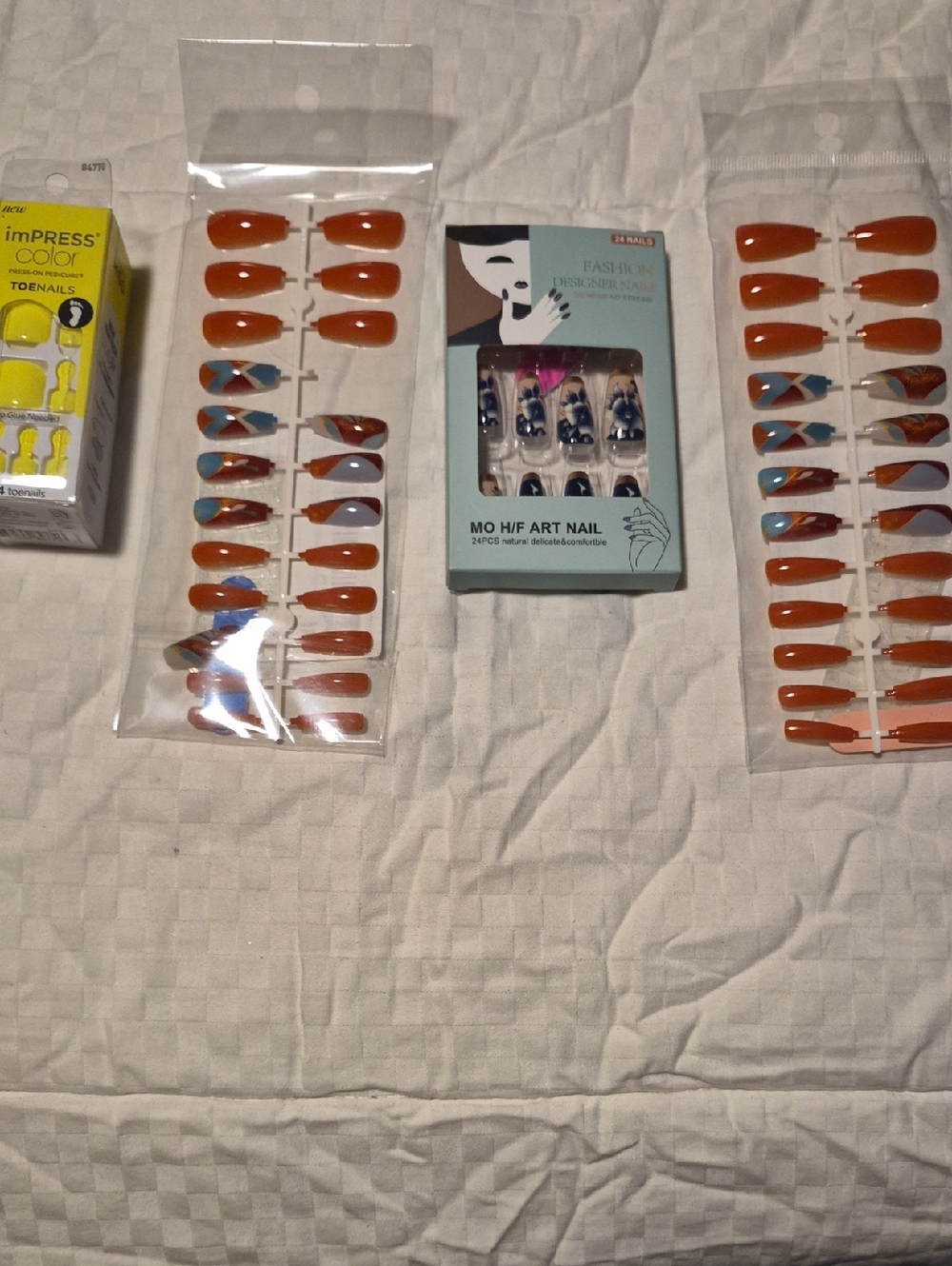 Fashion Mo HF Art & Assorted Press-On Nail Set in Orange and Blue